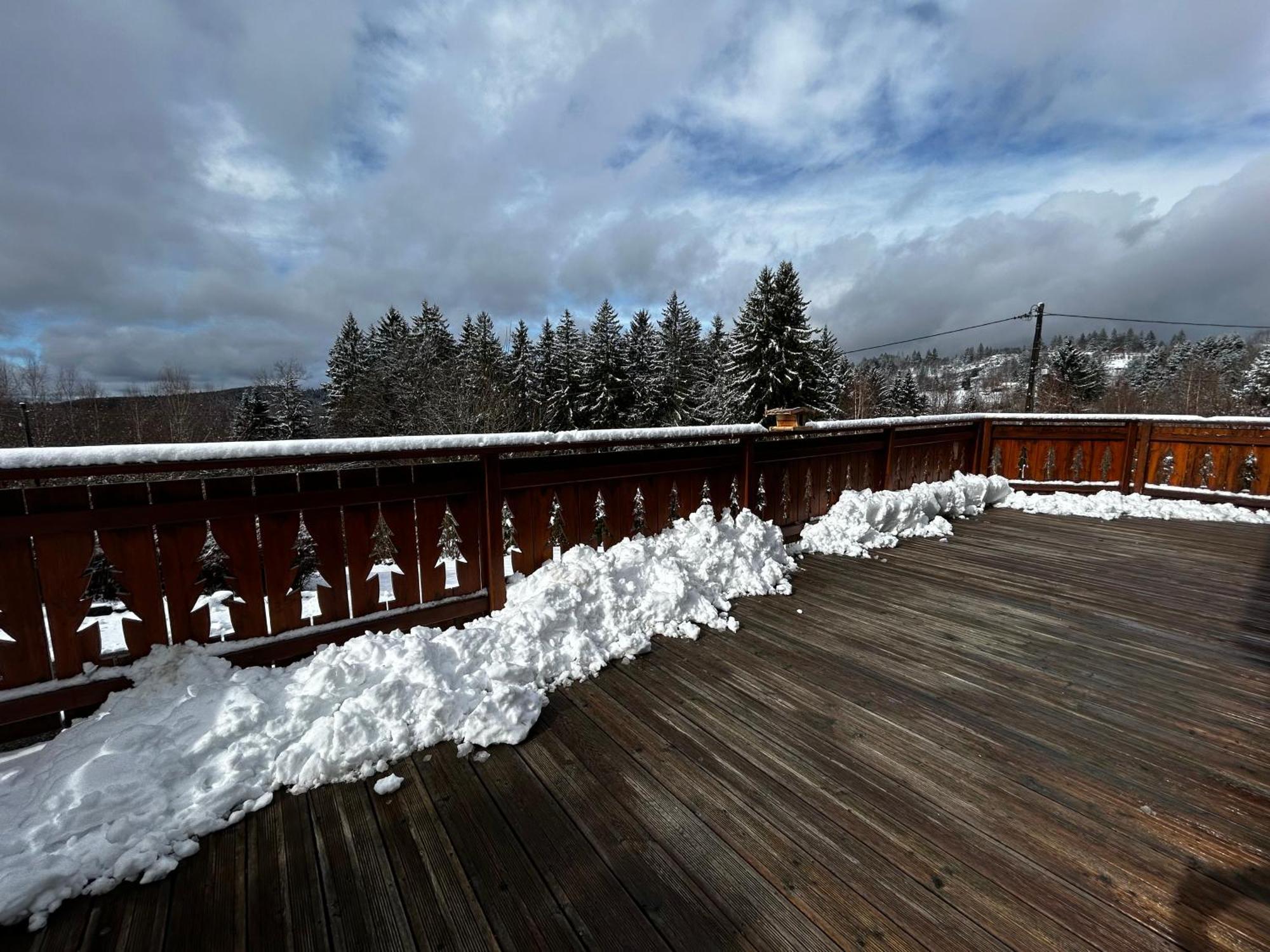 Chalet Avec Jacuzzi Prive, Vue Sur Les Vosges Belfahy المظهر الخارجي الصورة